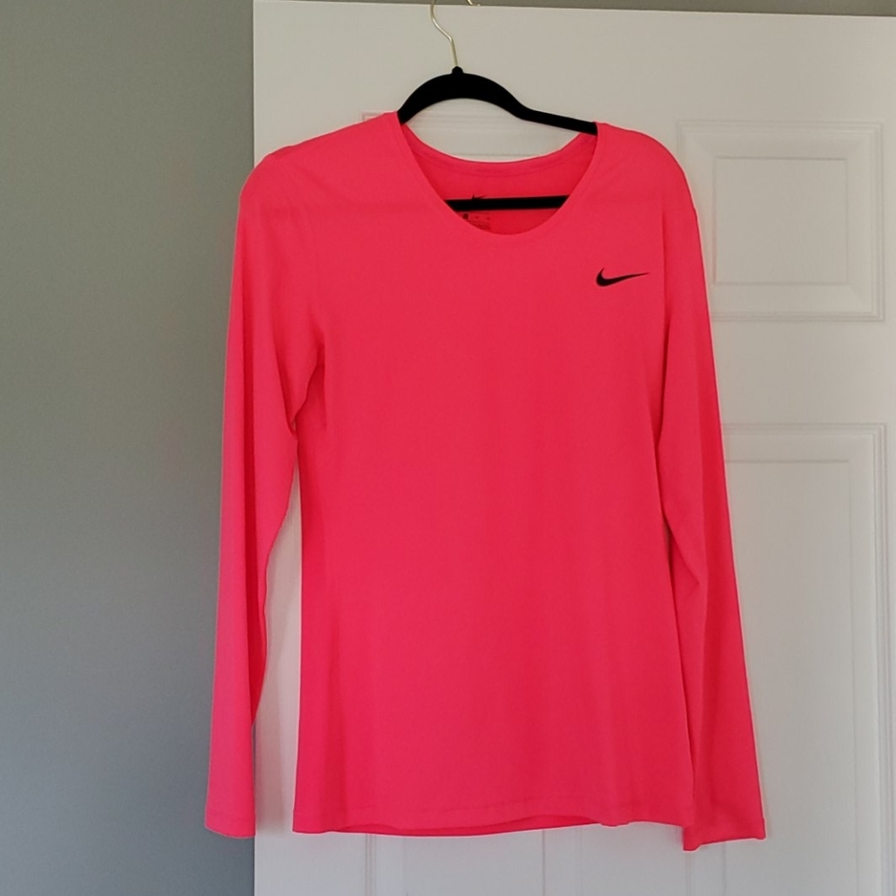 Nike Women's dri-fit long sleeved